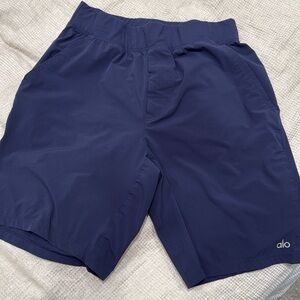 Alo shorts